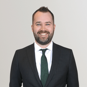 Andrew Hartin Directeur général